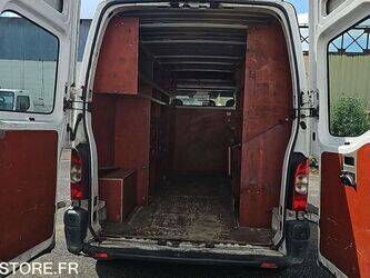 2004-renault-master-1464121-47912012