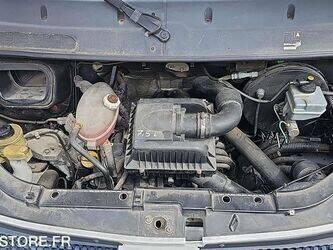 2004-renault-master-1464121-47912014