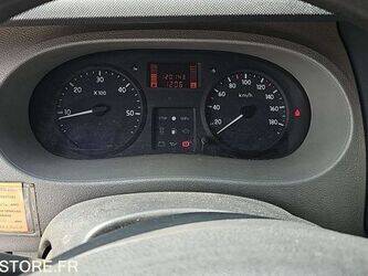 2004-renault-master-1464121-47912017