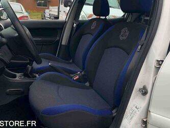 2012-peugeot-206-1464125-47912168