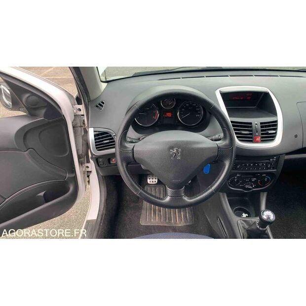2012 Peugeot 206-47912173