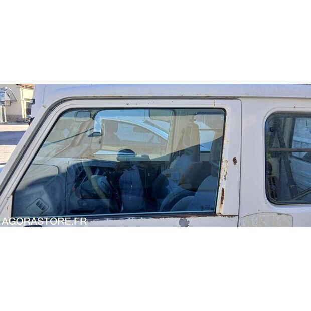 2003 Suzuki Samurai-47912249