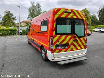 2012-renault-master-1464131-47912384