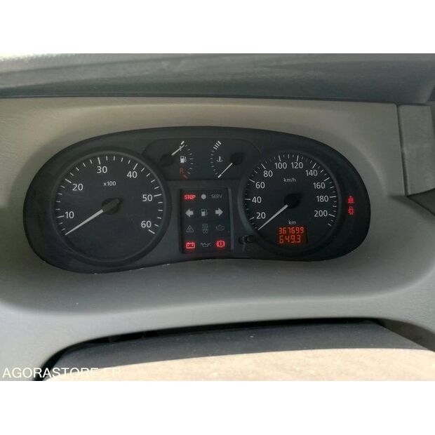 رينو Trafic-47912396