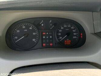 renault-trafic-1464132-47912396