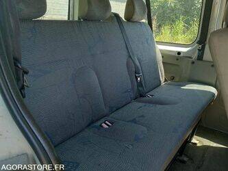 renault-trafic-1464132-47912402