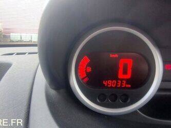 2011-renault-twingo-1464135-47912480