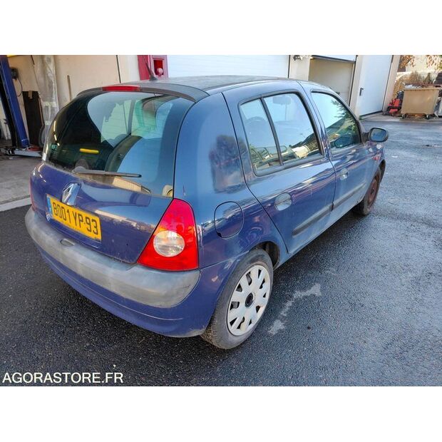 2004 Renault Clio-47912533