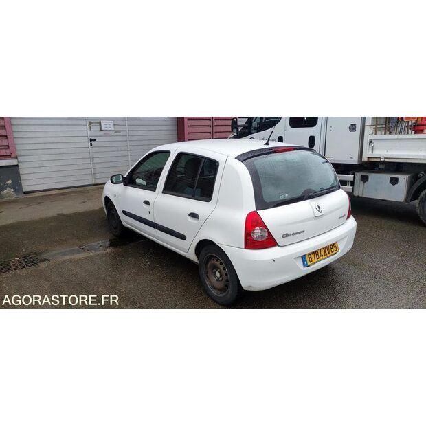 2007 Renault Clio-47912587