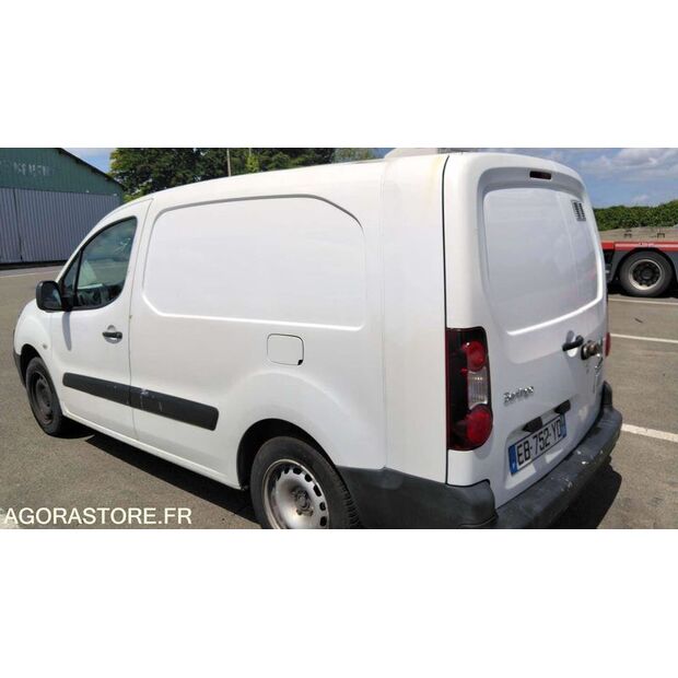 2016 Citroen BERLINGO-47912894