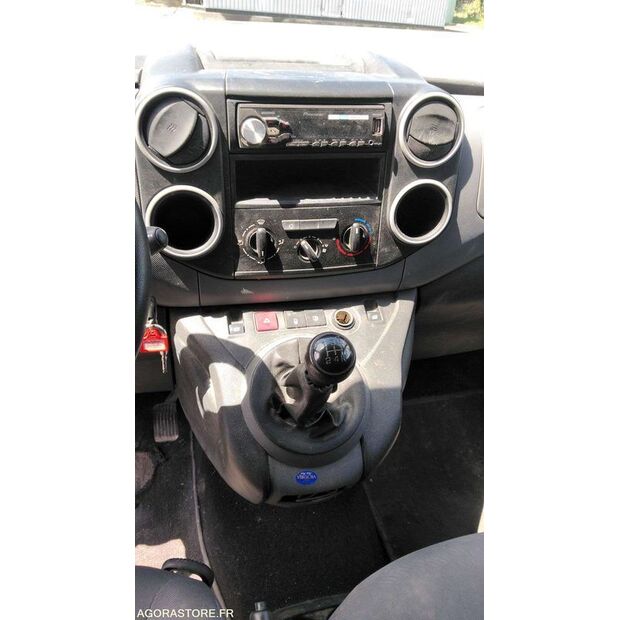2016 Citroen BERLINGO-47912898