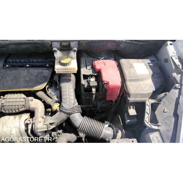 2016 Citroen BERLINGO-47912904