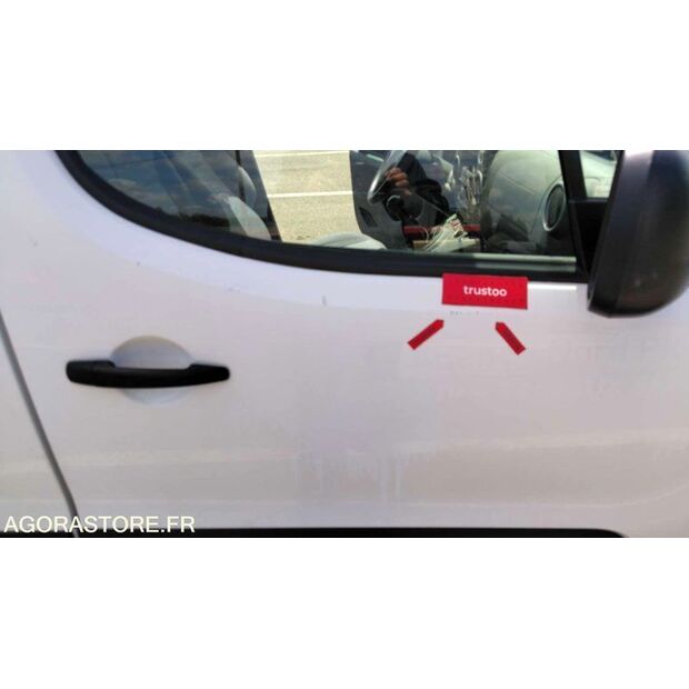 2016 Citroen BERLINGO-47912905