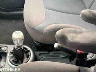 2010-citroen-c3-1464159-47912969