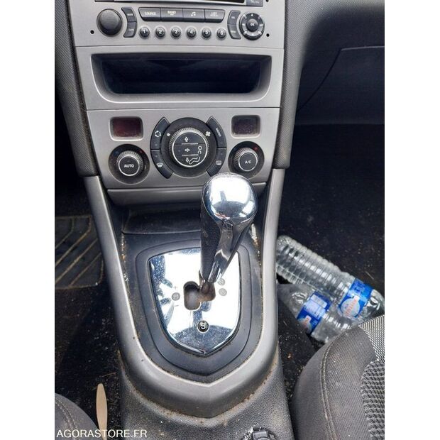 2011 Peugeot 308-47913152