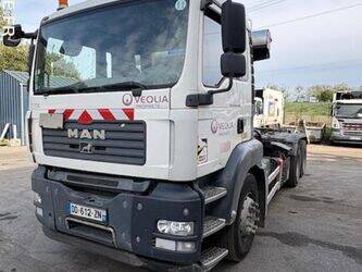 Image de Camion chargeur à crochet 2008 MAN 26.404 À vendre à Belgique