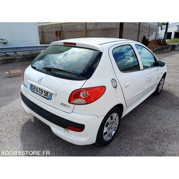 2012 Peugeot 206-47913188