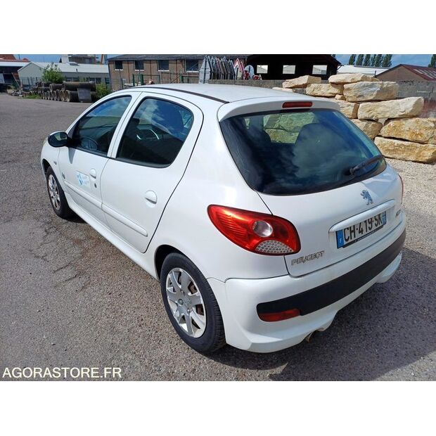 2012 Peugeot 206-47913189