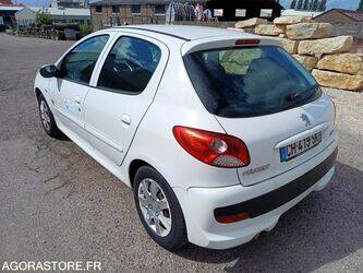 2012-peugeot-206-1464168-47913189