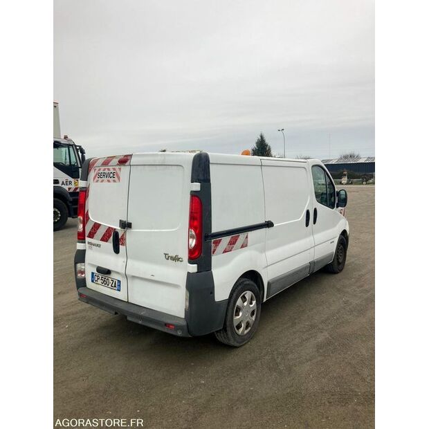 2013 Renault Trafic-47913204