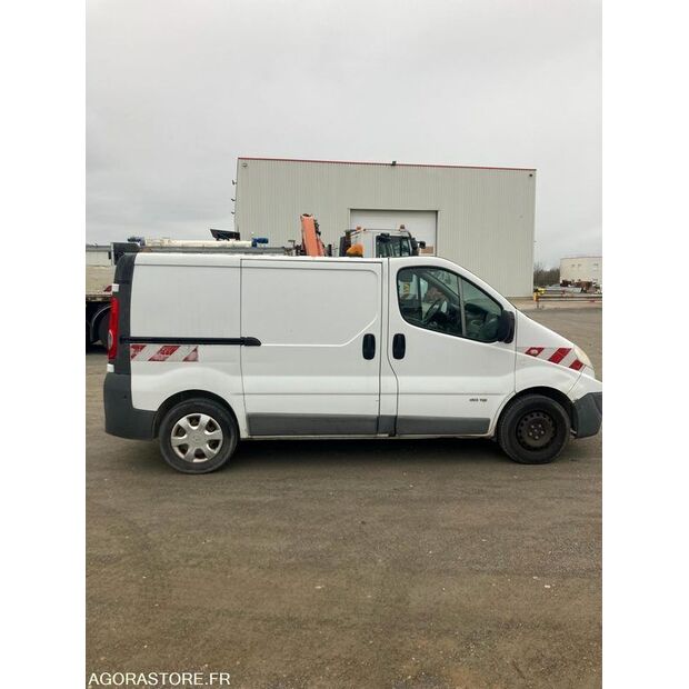 2013 Renault Trafic-47913205