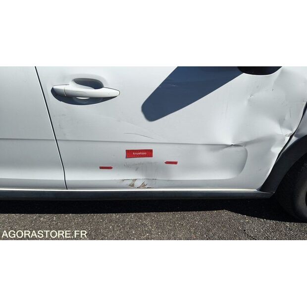 2018 Citroen C3-47913276