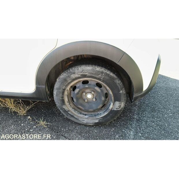 2018 Citroen C3-47913285