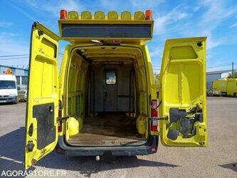 2012-renault-master-1464177-47913380