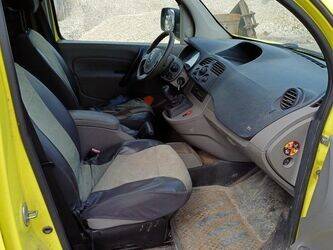 2009-renault-kangoo-1464178-47913388