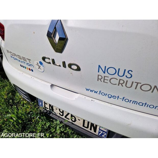 2017 رينو Clio-47913534