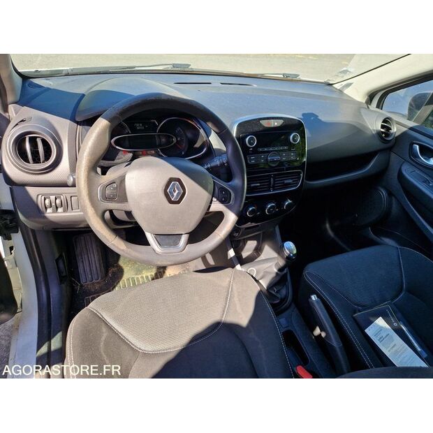 2017 رينو Clio-47913542