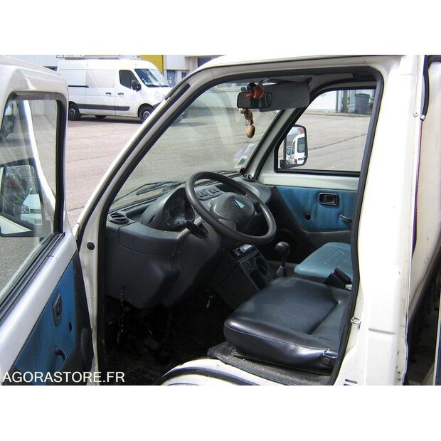 2012 Piaggio Porter-47913578