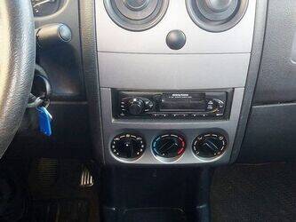 2004-peugeot-partner-1464183-47913599