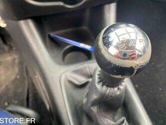 2012-peugeot-206-1464184-47913614