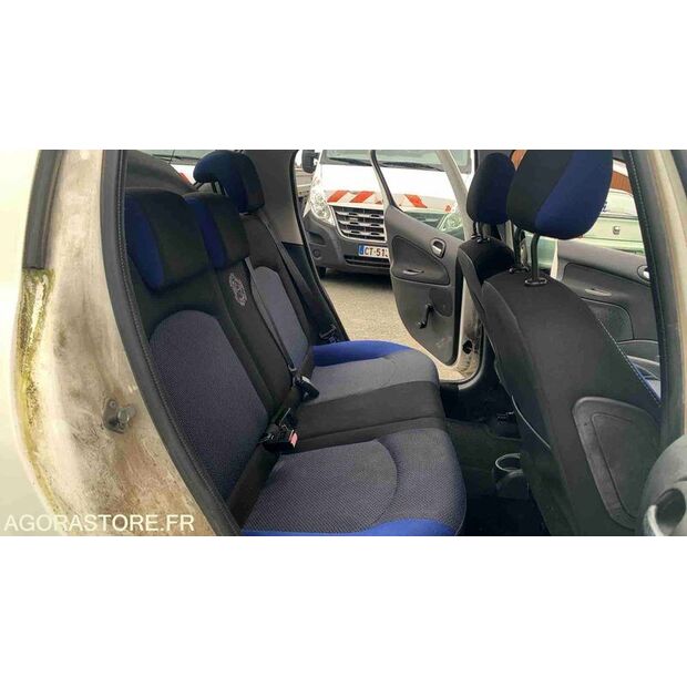 2012 Peugeot 206-47913621
