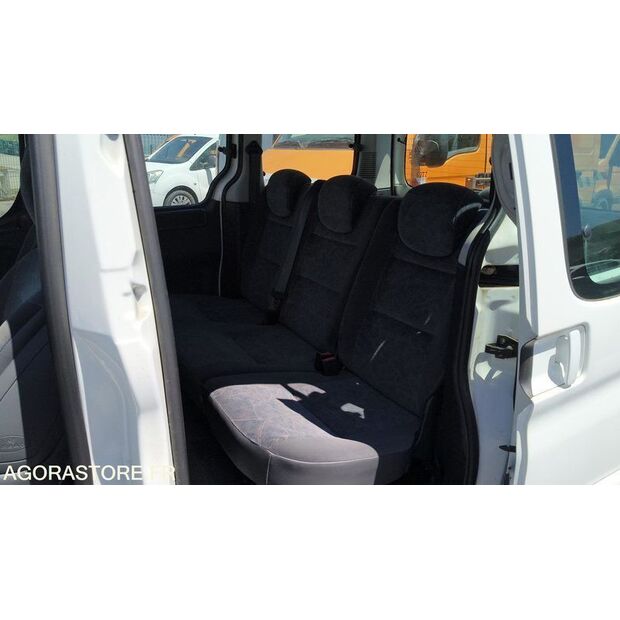 2005 Citroen BERLINGO-47913793