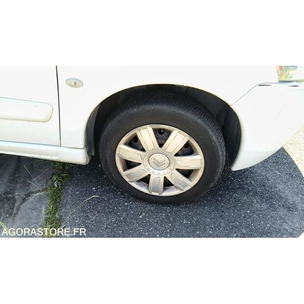 2005 Citroen BERLINGO-47913821
