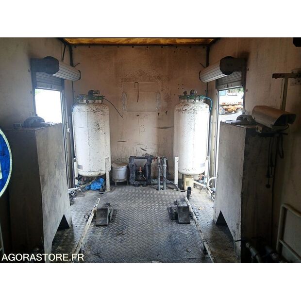 1996 Renault M180-47913870