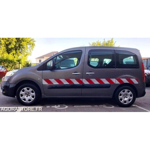2010 Peugeot PARTNER-47913970