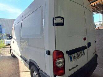 2010-renault-master-1463566-47914256