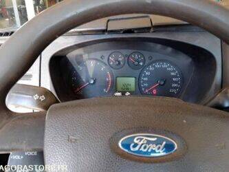 2009-ford-transit-1463577-47914359