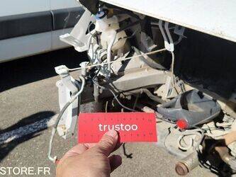 2019-peugeot-partner-1463588-47914593
