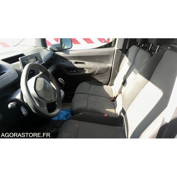 2019 Peugeot PARTNER-47914608