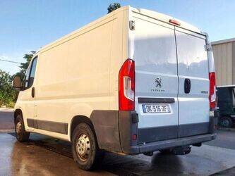 2014-peugeot-boxer-1463590-47914694