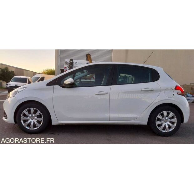 2018 Peugeot 208-47914734
