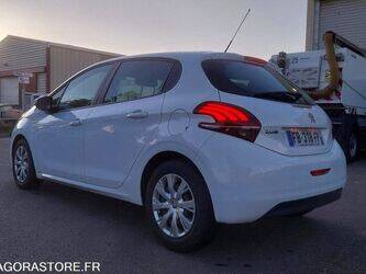 2018-peugeot-208-1463591-47914735