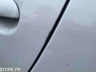 2012-peugeot-206-1463599-47914760
