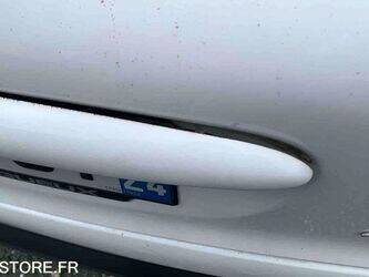 2012-peugeot-206-1463599-47914800