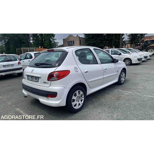 2012 Peugeot 206-47915064