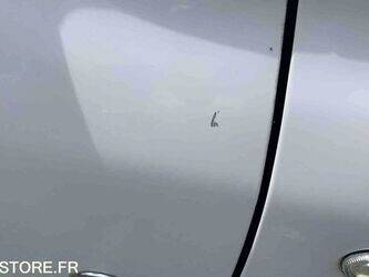 2012-peugeot-206-1463615-47915090